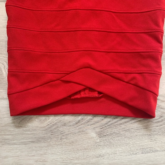 Holiday Red Bandage Dress NEW - Picture 4 of 5